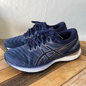 ASICS Gel- Nimbus 22 women's 8.5